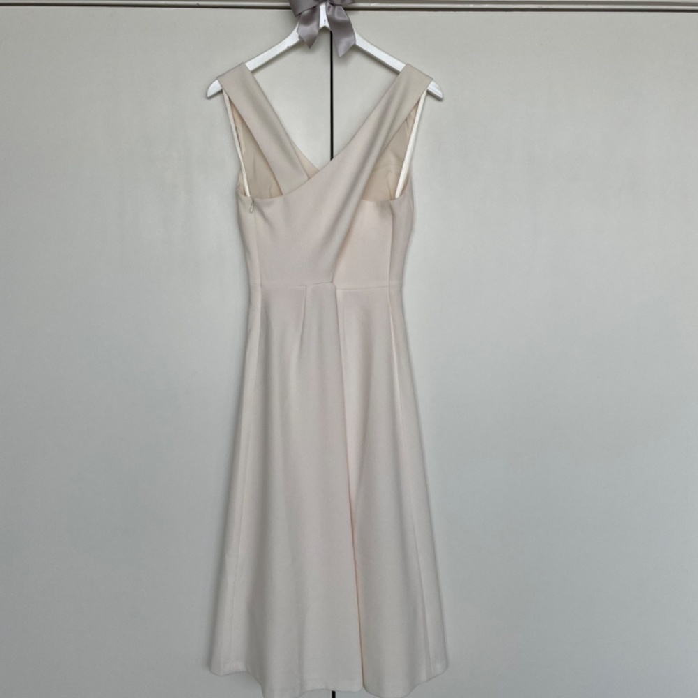 Club Monaco V-Neck Sleeveless Midi Dress - White, Size 4 - Picture 5 of 7